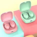 Colorful bulk earbuds