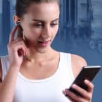 black bulk earbuds